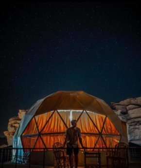 RUM EiLEEN LUXURY CAMP